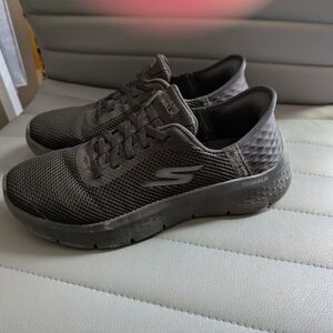 Skechers Women's Slip In GOwalk Sneakers